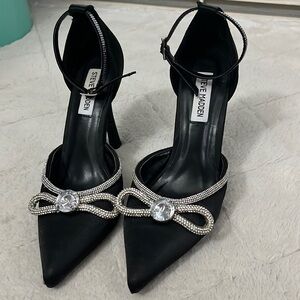 Steve Madden black heels